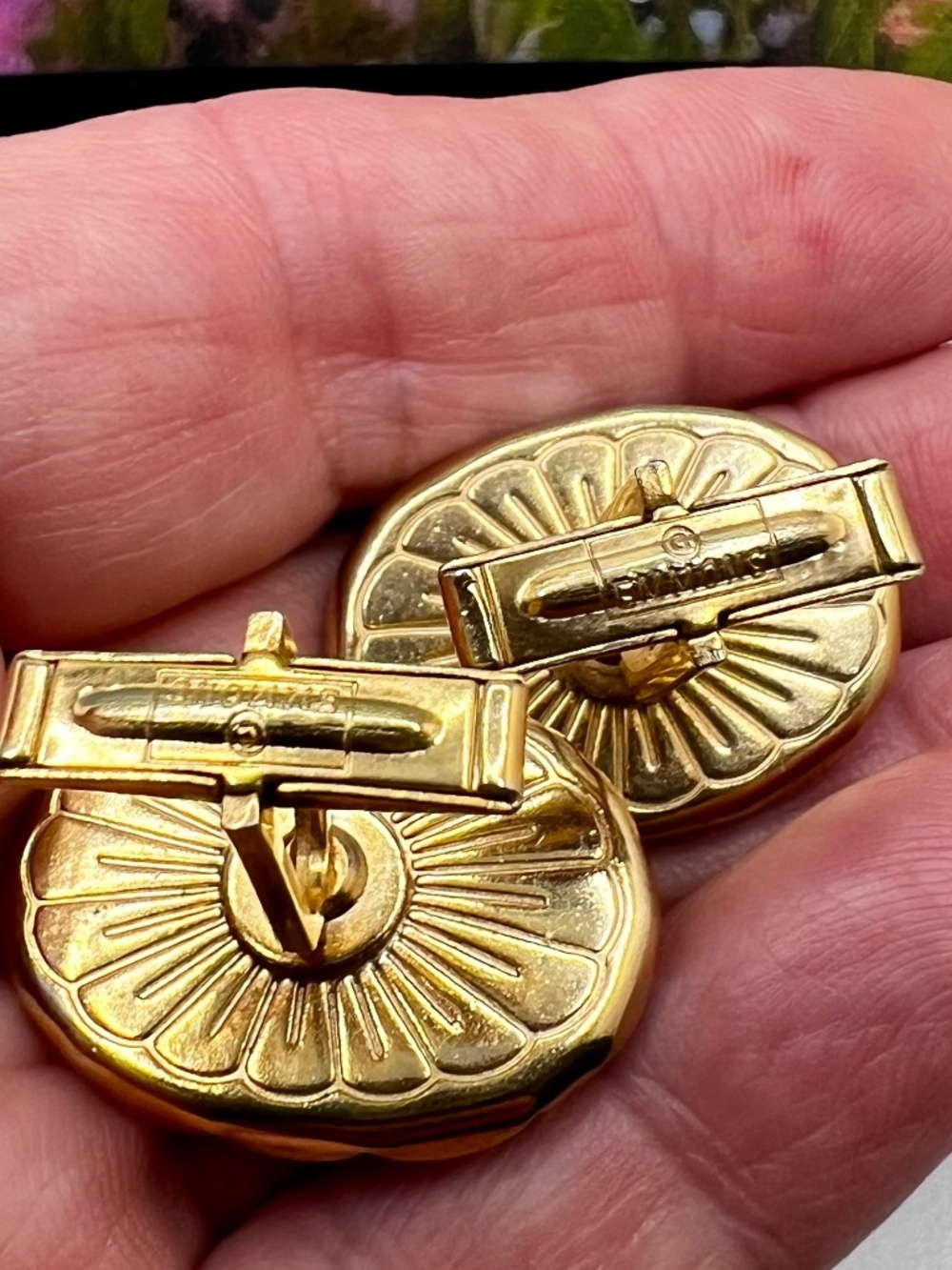 Emmons Blue Glass Tie Clip & Cuff Link Set - Picture 5 of 7